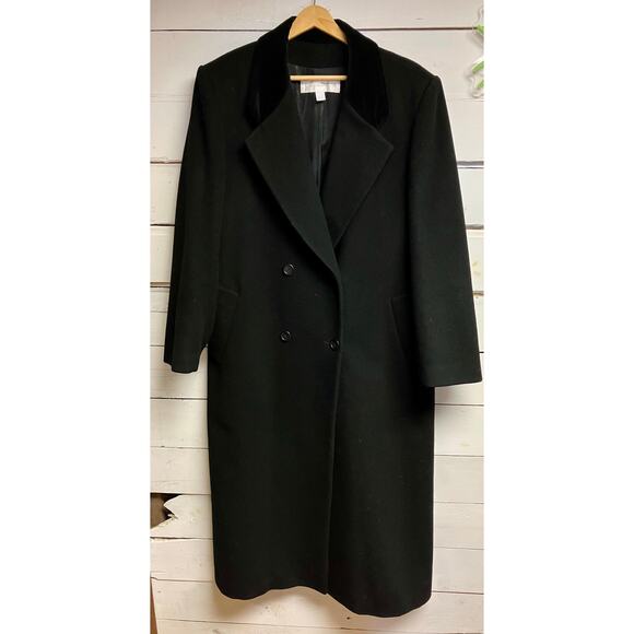 Liz Claiborne Jackets & Blazers - Liz Claiborne Trench Coat No Size.